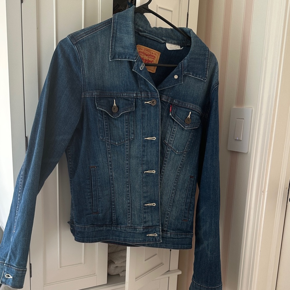 Levi's Women's Dark Blue Jean Jacket